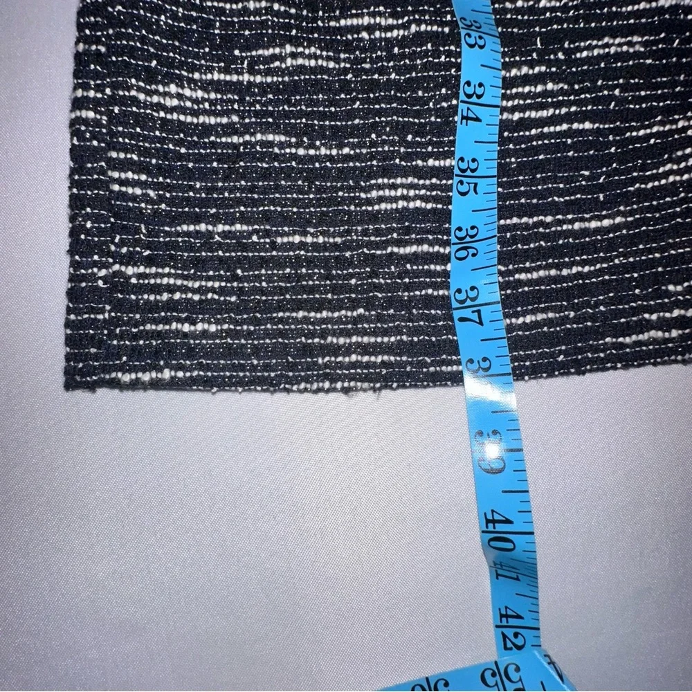 Karl Lagerfeld • Tweed Shift Dress Womens 12 Black White White Pearl Buttons - Picture 13 of 16